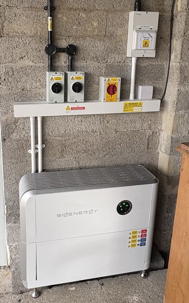 Dual-array solar installation with Sigenergy battery in Bath